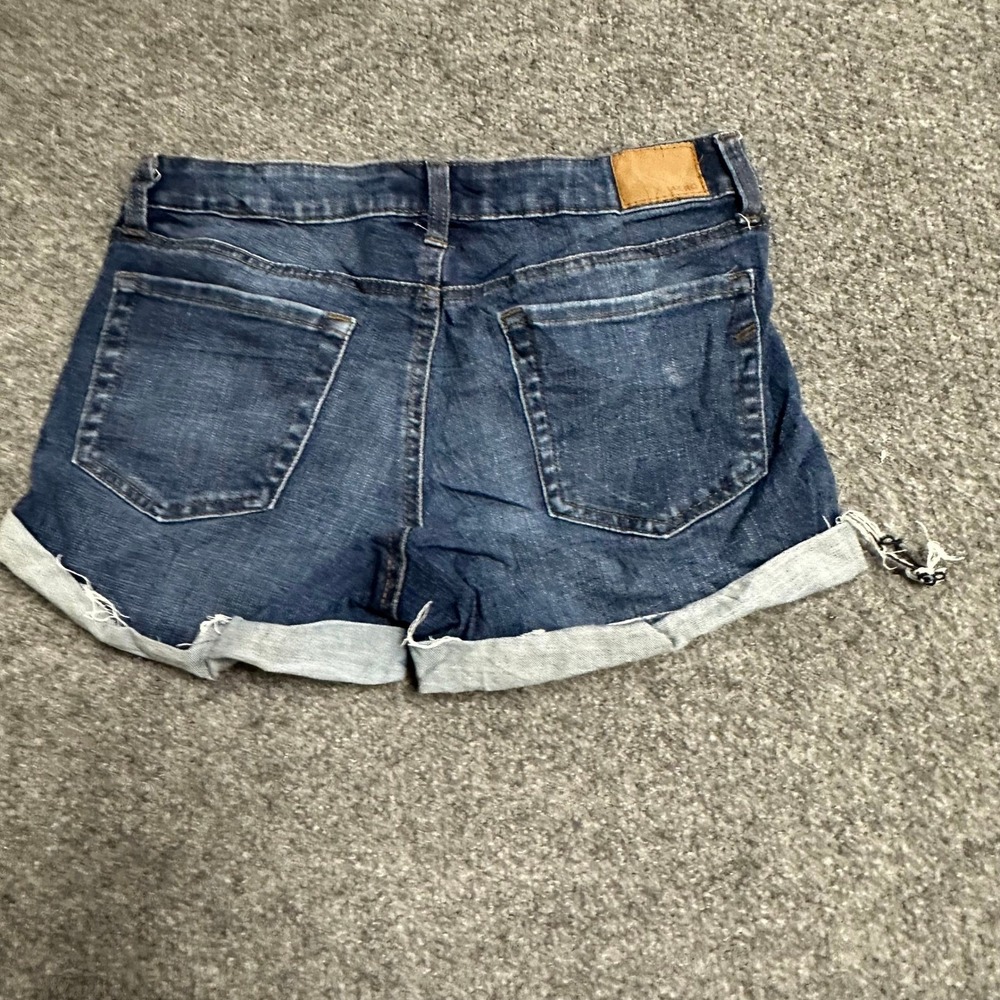 Aeropostale Shorts Womens Size 8 Blue Low Rise Midi Cuffed Denim Jean Excellent